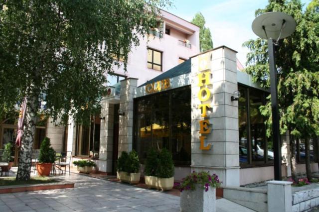 Hotel Dinara Livno Exteriör bild